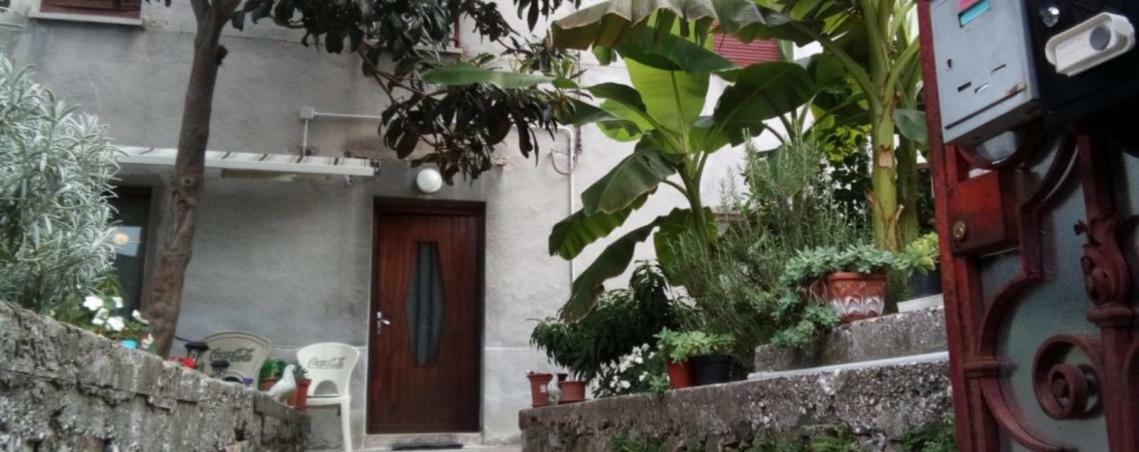 Casa Vacanze Poison Trieste Eksteriør billede